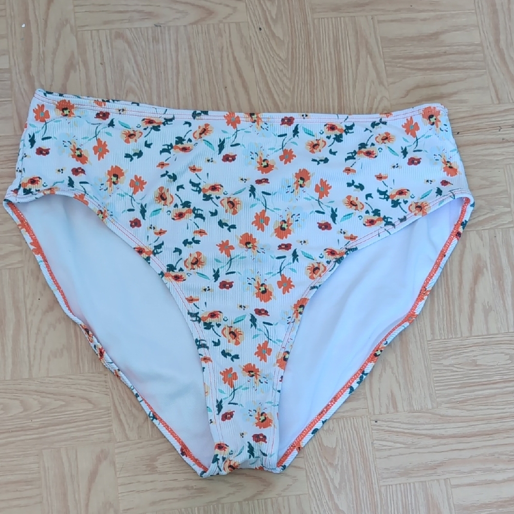 Shein White Floral Bikini Bottoms NWOT
